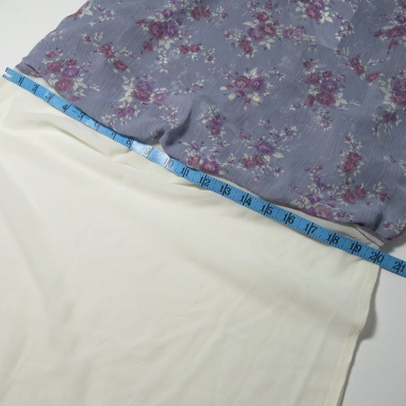 WAYF Liberty Cold Shoulder Blouse Purple Floral - L to XL (No Size Tag) - Picture 6 of 7